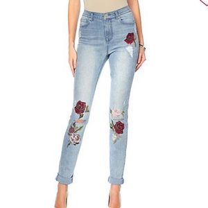 Cuff Skinny Jeans with Floral Embroidery